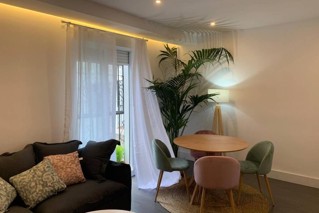 Apartamento A Estrenar A Un Minuto Del Alcazar Apartment Cordoba Luaran gambar