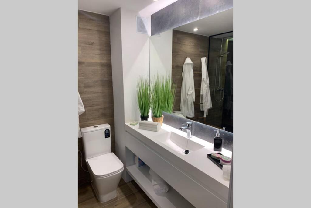 Apartamento A Estrenar A Un Minuto Del Alcazar Apartment Cordoba Luaran gambar